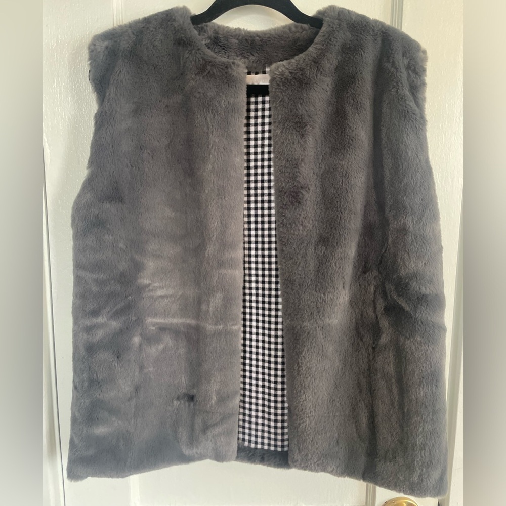 Gray Faux Fur Vest, Small